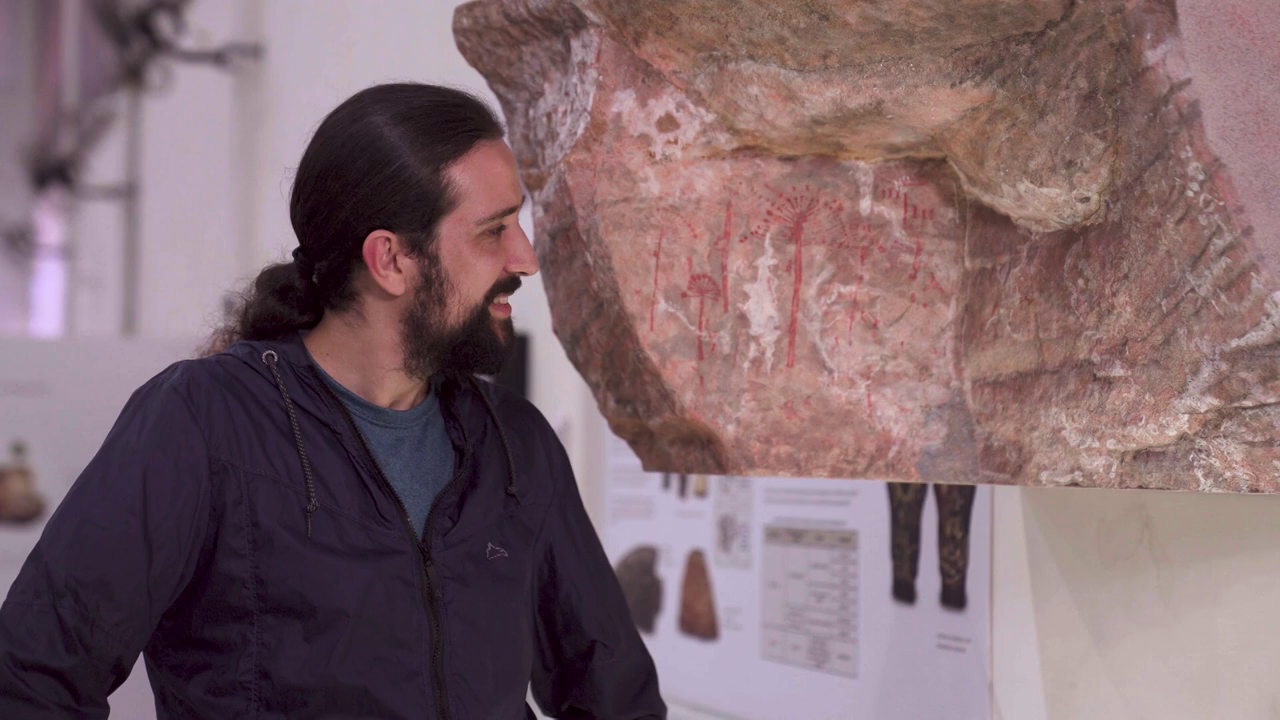 Geógrafo que descobriu as primeiras pinturas rupestres de araucárias